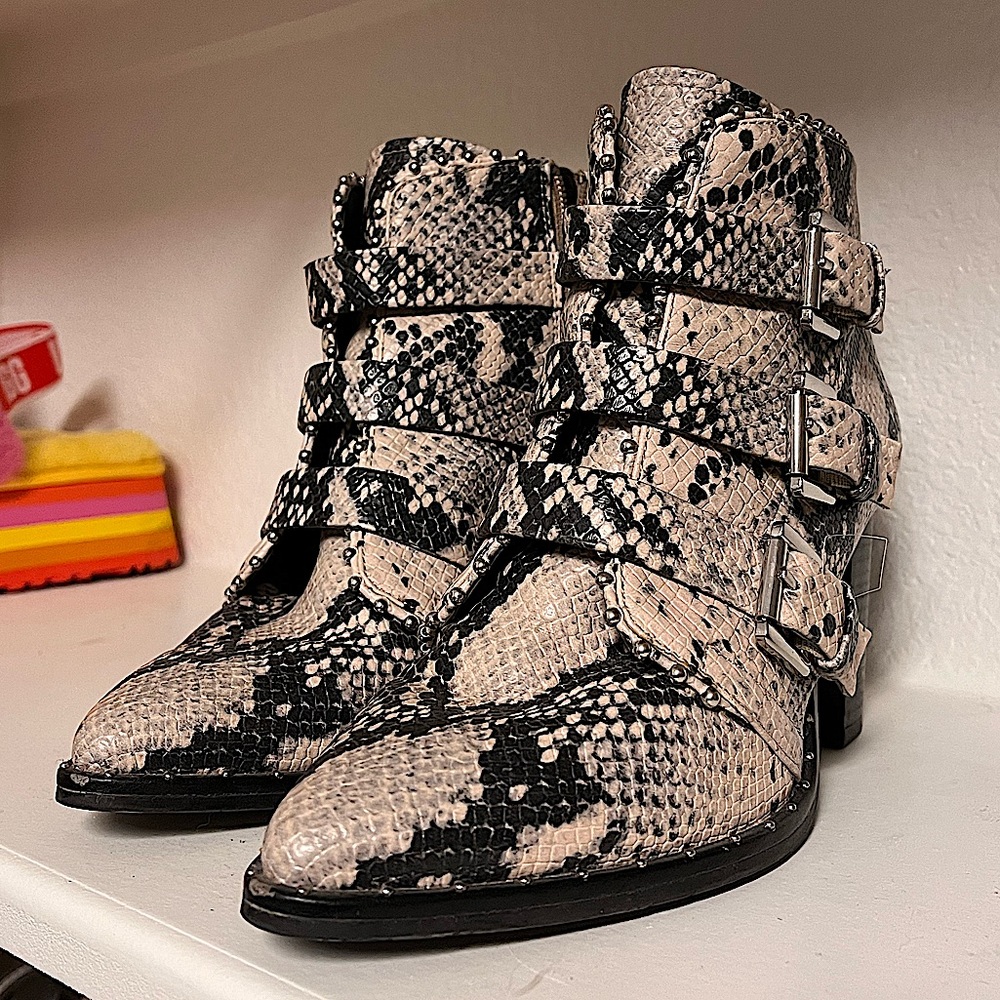 Steve Madden Women's Humble Natural Snake Bootie